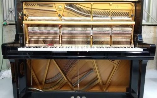 グランドピアノとアップライトピアノの違いは？音量やタッチなど比較！