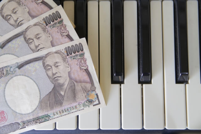 ピアノ購入時のローンはやめた方がいい？残価設定のデメリットやおすすめの支払い方法を紹介！